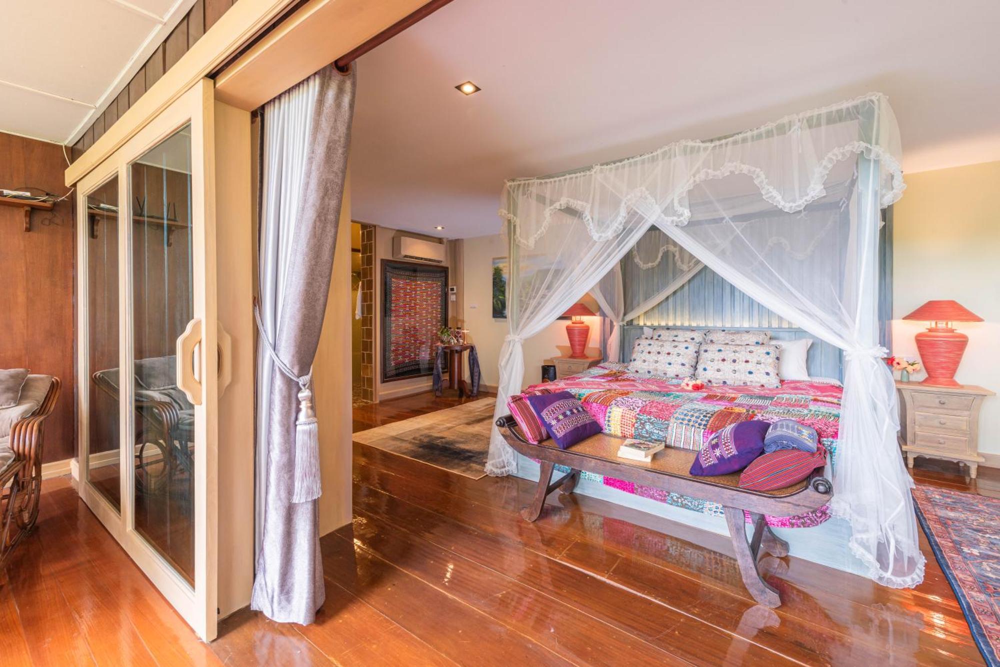 Kanlaya'S Eyrie, Luxury Homestay Pang Mapha Exterior photo
