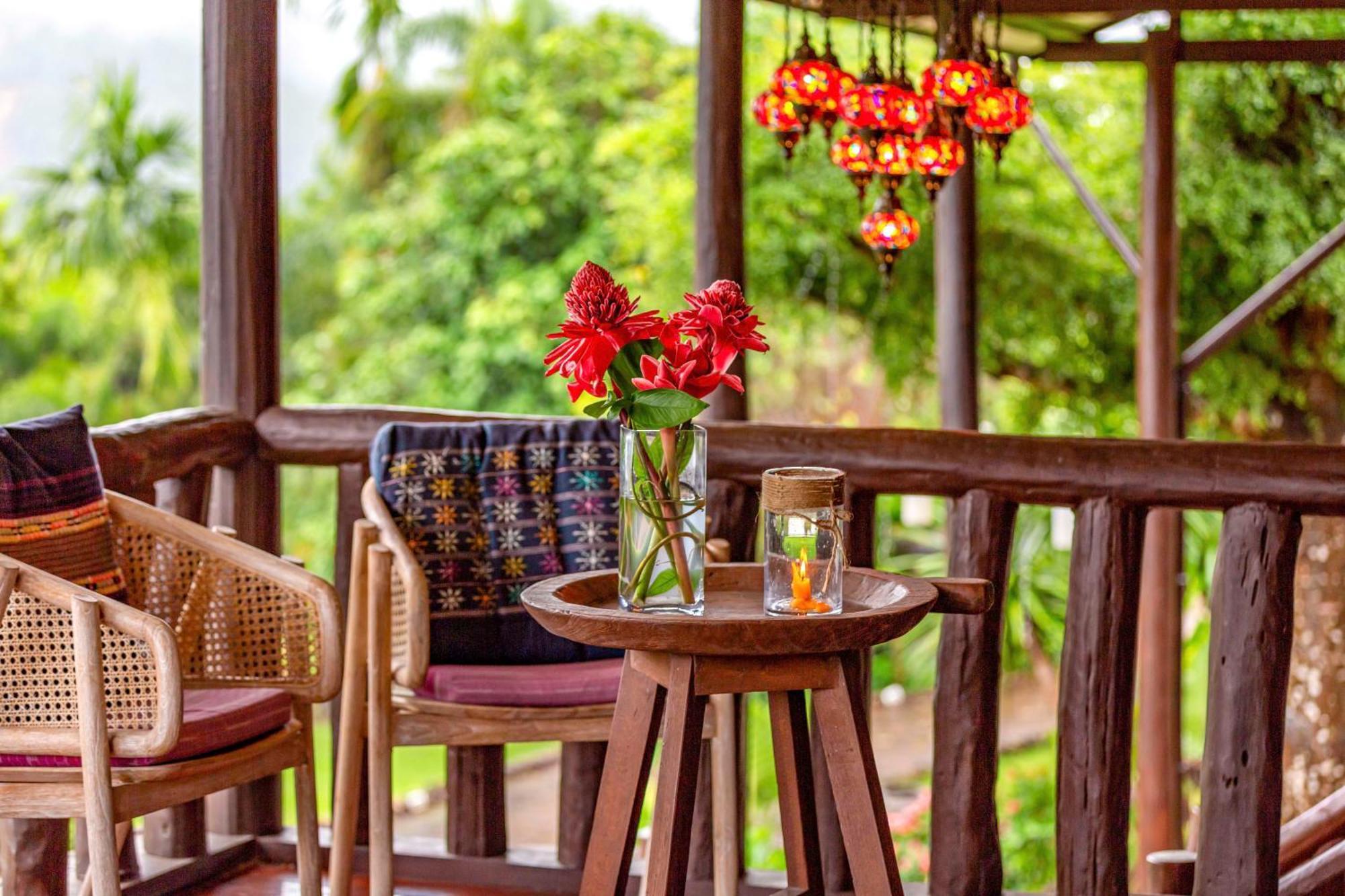 Kanlaya'S Eyrie, Luxury Homestay Pang Mapha Exterior photo